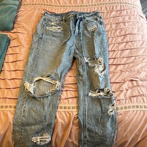 American eagle mom jeans